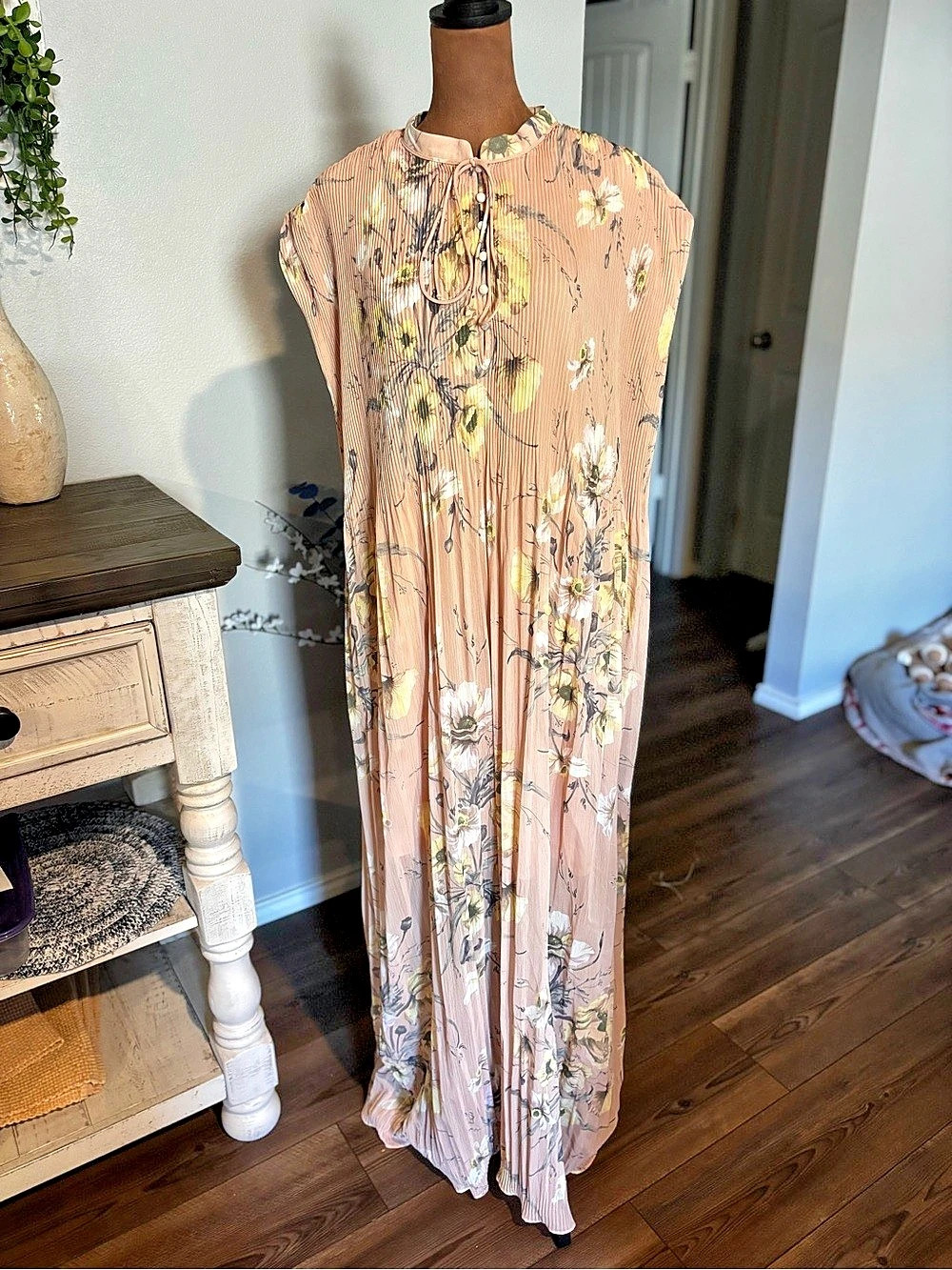 H&M Floral Maxi Dress in Pink Size 18 NWT - Picture 3 of 11